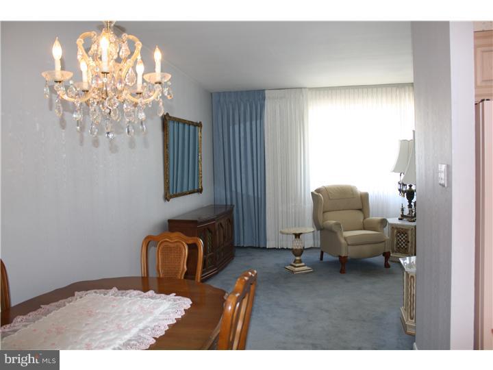 722 Hill Road Philadelphia, PA 19128 - Photo 6 of 17 Gallery Image 6