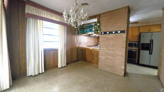 $1,800 | 1466 South Vega Drive, Baton Rouge, LA 70815