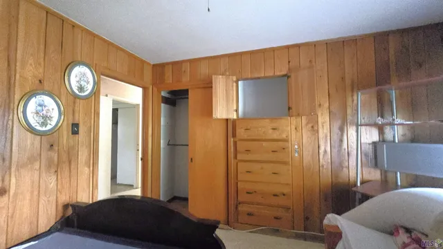 $1,800 | 1466 South Vega Drive, Baton Rouge, LA 70815