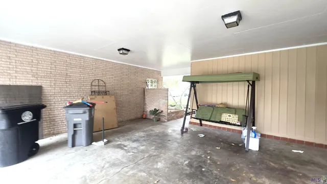 $1,800 | 1466 South Vega Drive, Baton Rouge, LA 70815