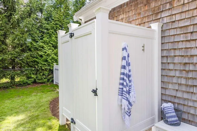 $960,000 | 295 Pheasant Hill Circle, Cotuit, MA 02635