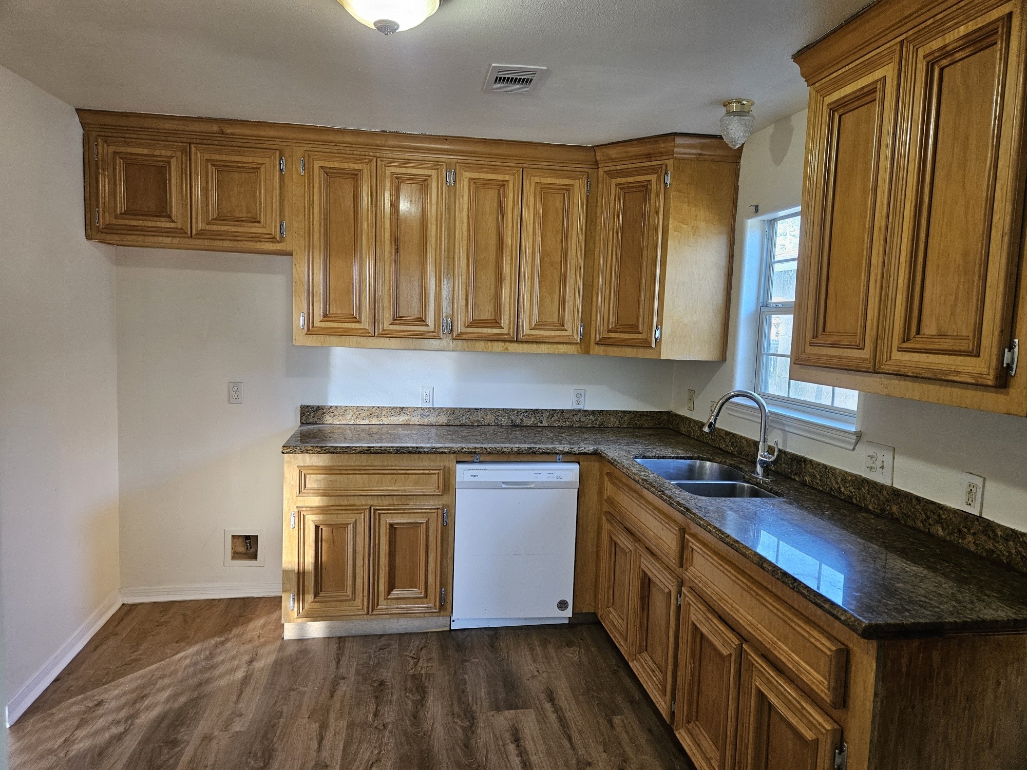 7013 St Augustine Street Houston, TX 77021 - Photo 2 of 23