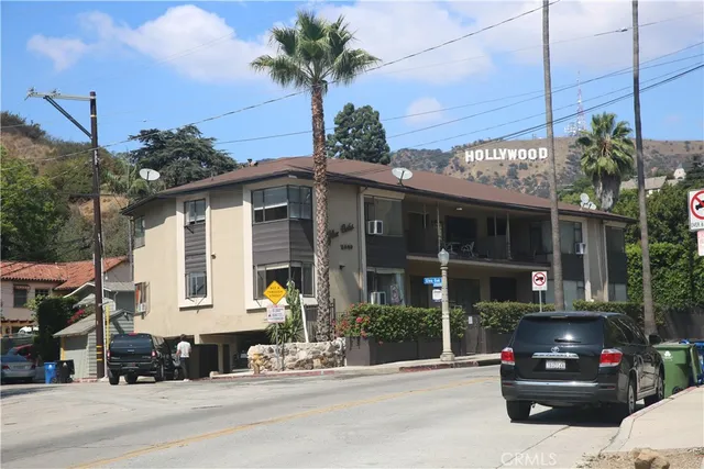 $2,199,000 | 2649 North Beachwood Drive, Los Angeles, CA 90068