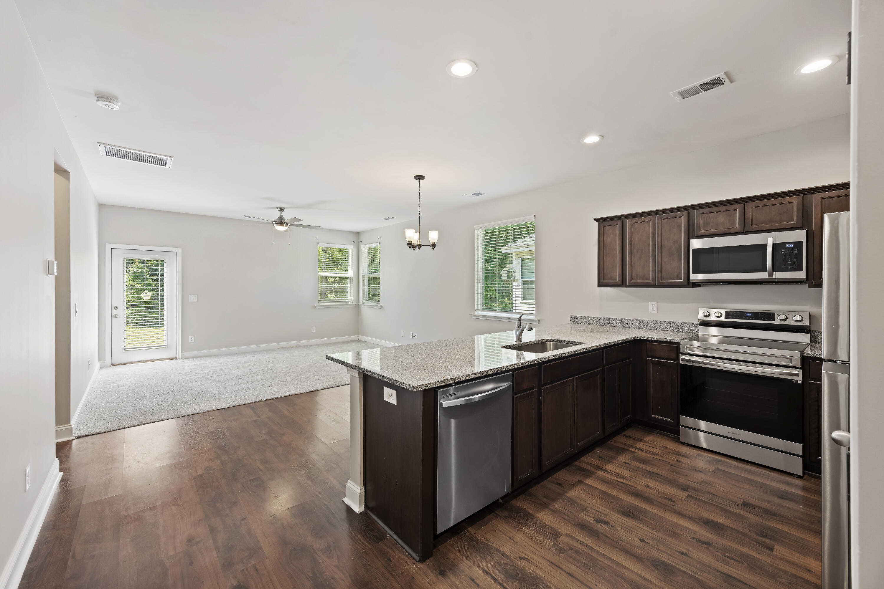 1196 Warrens Way Manning, SC 29102 - Photo 9 of 28 243A1376