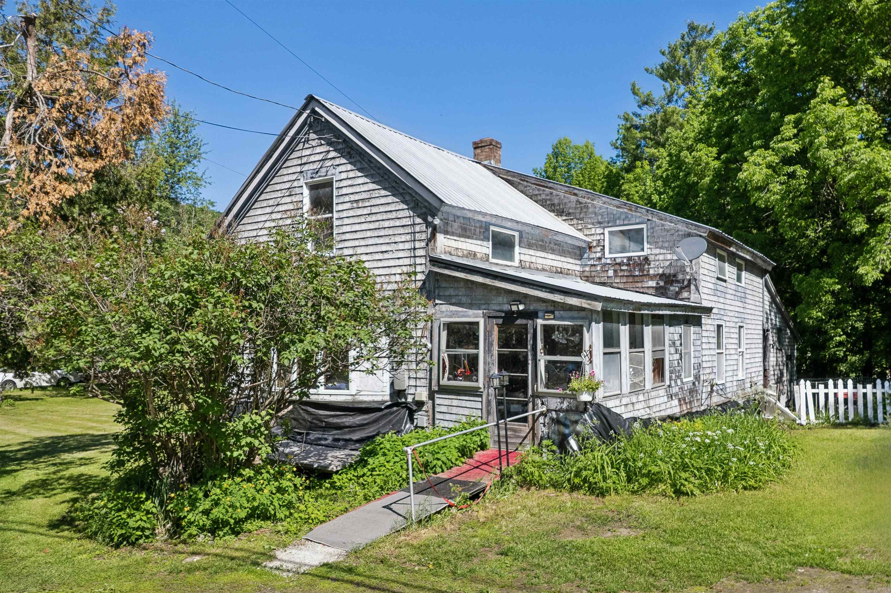 3051 Highway 107 Stockbridge, VT 05772 - Photo 2 of 30