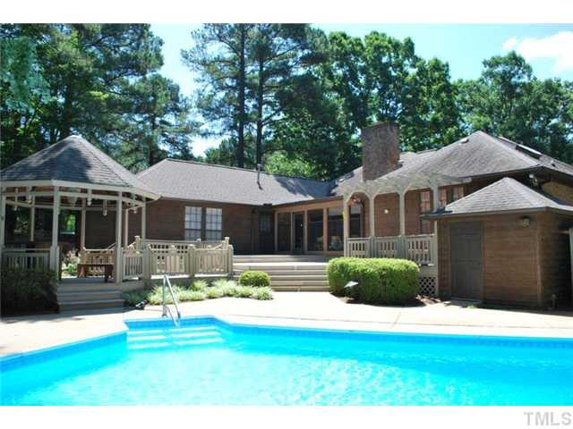 800 Misty Isle Place Raleigh, NC 27615 - Photo 15 of 25 Swimming Pool/Hot Tub/Sauna