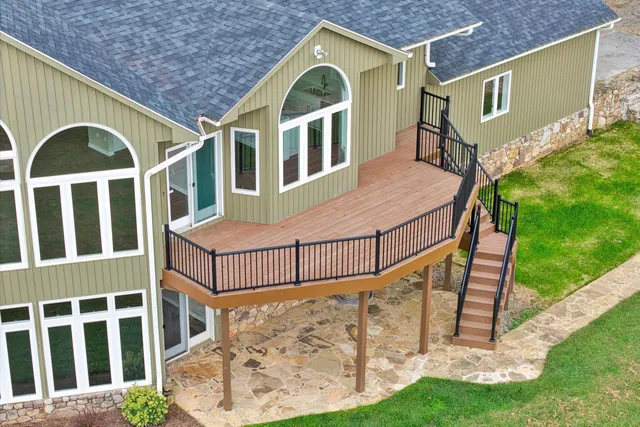 $739,950 | 40 Woods Landing Lane, Callaway, VA 24067