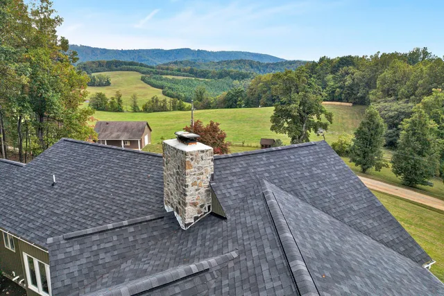 $739,950 | 40 Woods Landing Lane, Callaway, VA 24067