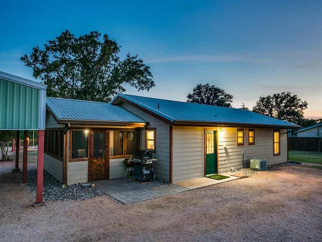 a view of a house with porch