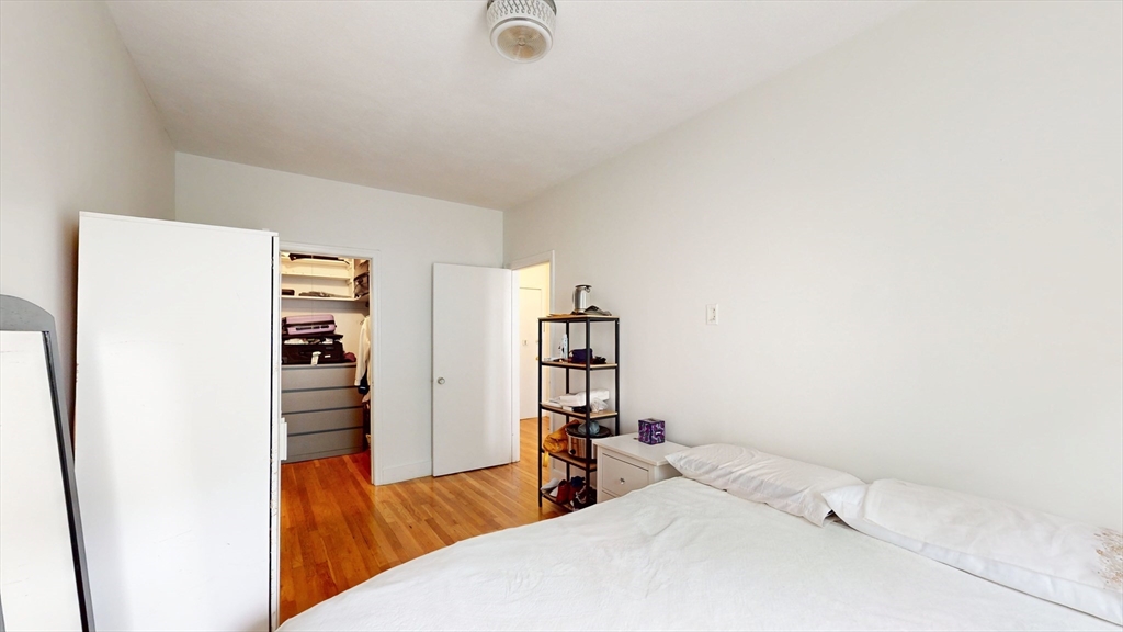 513 Beacon Street, Unit 5 Boston, MA 02215 - Photo 18 of 20