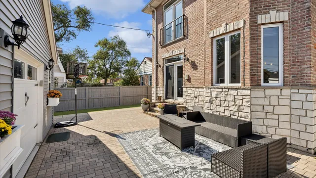 $799,000 | 7221 North Octavia Avenue, Chicago, IL 60631