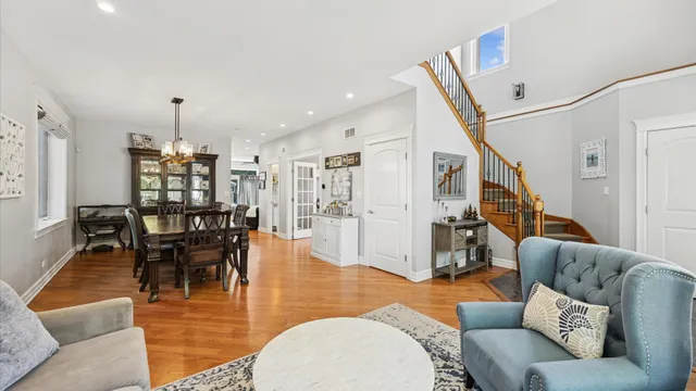 $799,000 | 7221 North Octavia Avenue, Chicago, IL 60631