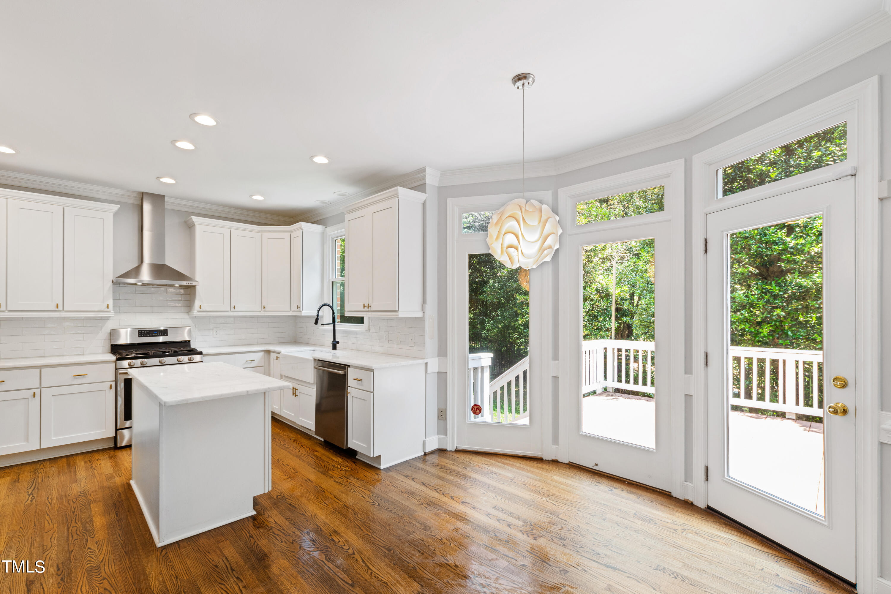 1208 Little Lake Hill Drive Raleigh, NC 27607 - Photo 9 of 42 Kitchen 7
