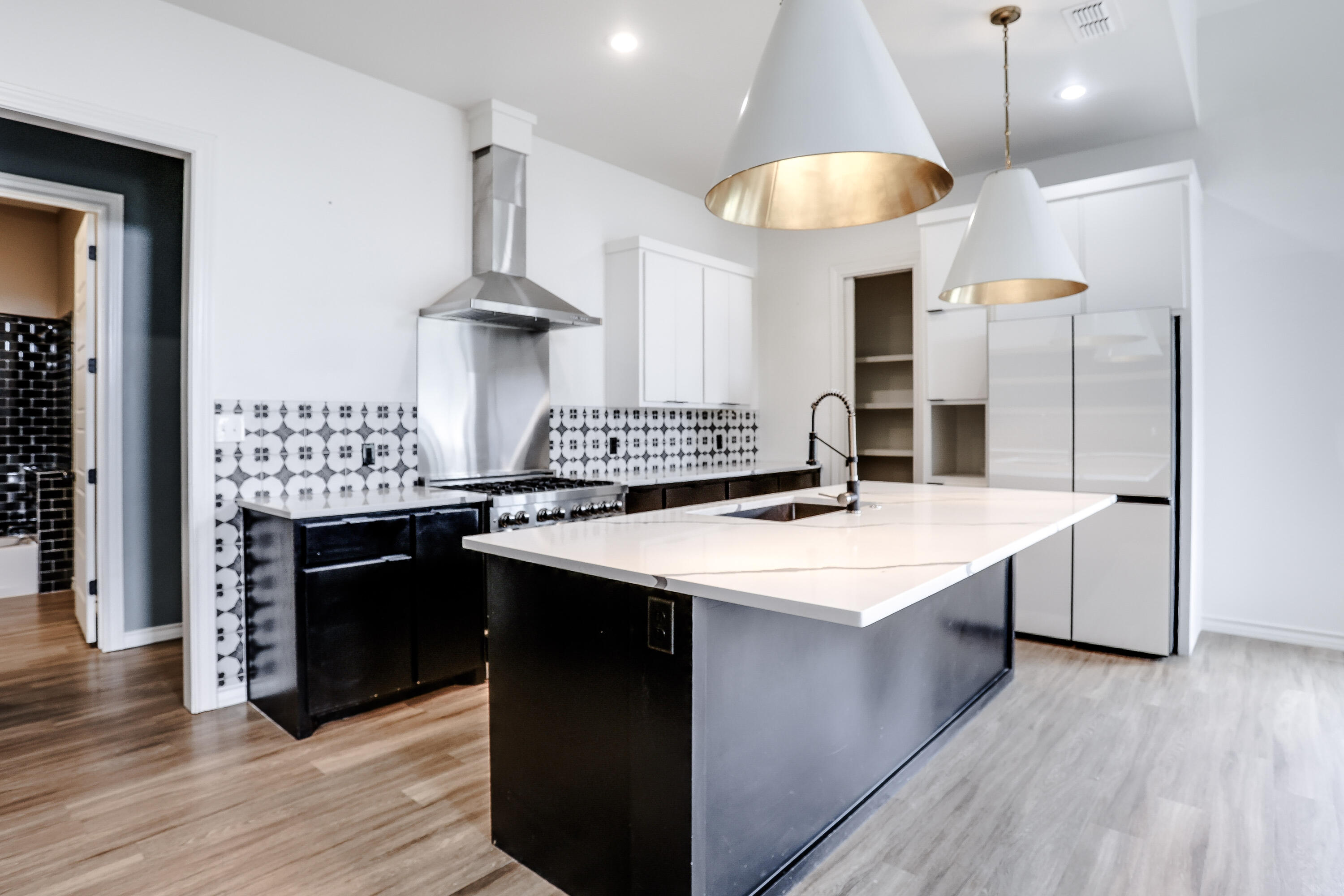 5908 112th Street Lubbock, TX 79424 - Photo 8 of 22 5908-108