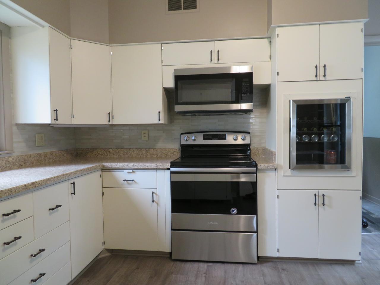 321 East Rives Street Rhinelander, WI 54501 - Photo 3 of 23 Gallery Image 3
