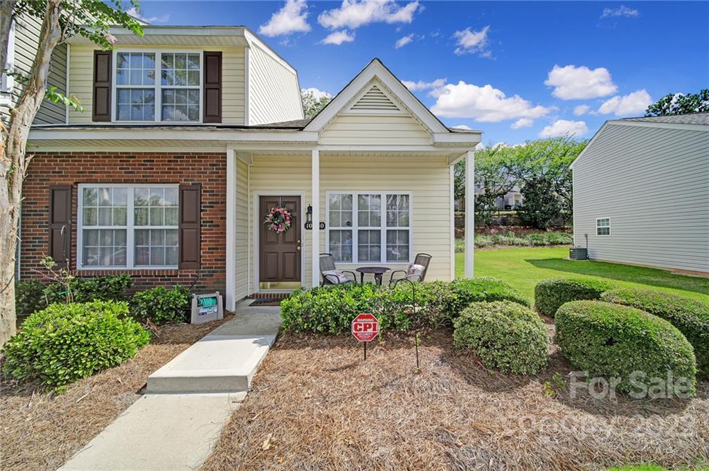 10530 Broken Branch Road Charlotte, NC 28213 - Photo 1 of 31 Gallery Image 1