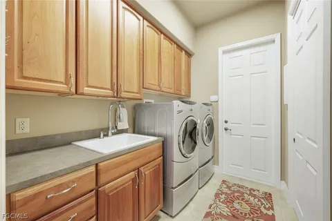 $2,350,000 | 1028 Dolphin Drive, Cape Coral, FL 33904