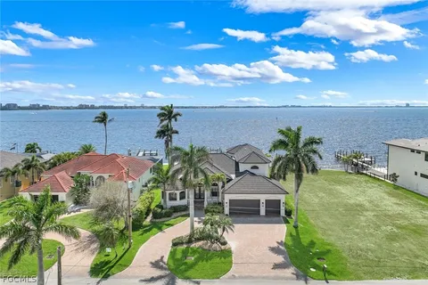 $2,350,000 | 1028 Dolphin Drive, Cape Coral, FL 33904