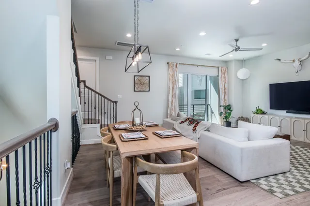 $2,495 | 4919 Avenue J, Houston, TX 77011