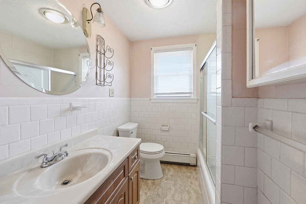 43 Robin Road Worcester, MA 01604 - Photo 14 of 31