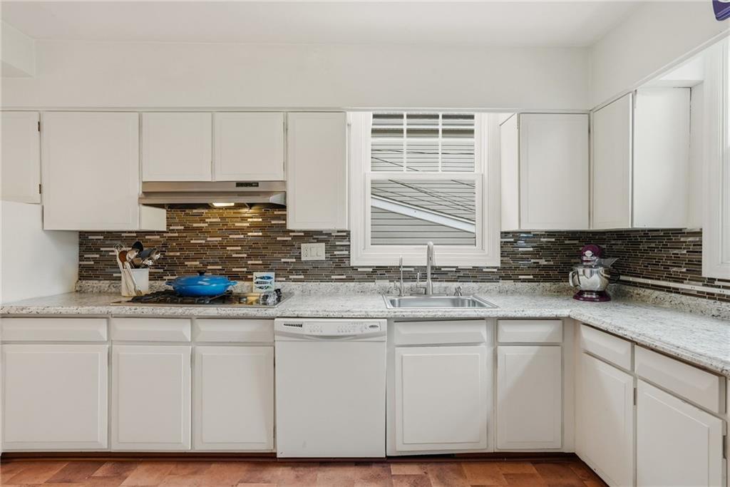 1345 Murdoch Road Pittsburgh, PA 15217 - Photo 15 of 49