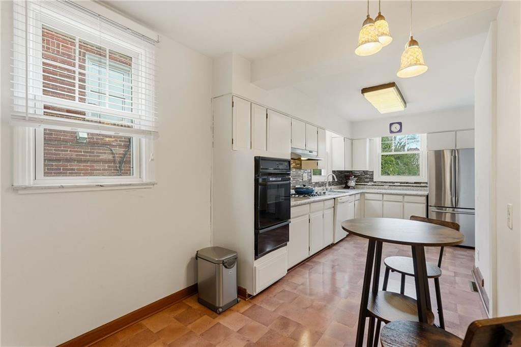 1345 Murdoch Road Pittsburgh, PA 15217 - Photo 17 of 49