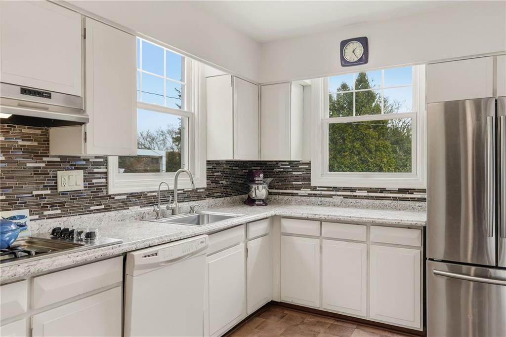 1345 Murdoch Road Pittsburgh, PA 15217 - Photo 18 of 49