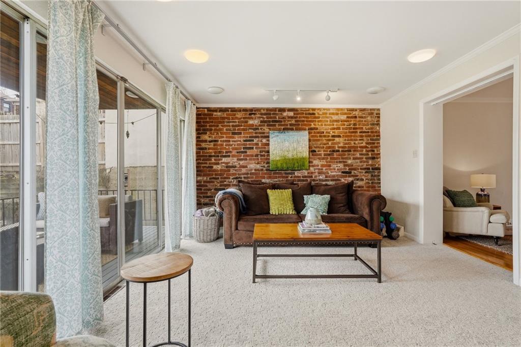 1345 Murdoch Road Pittsburgh, PA 15217 - Photo 19 of 49