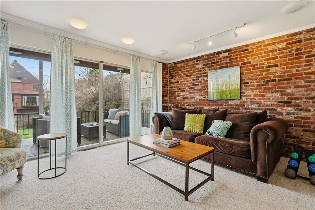 1345 Murdoch Road Pittsburgh, PA 15217 - Photo 20 of 49