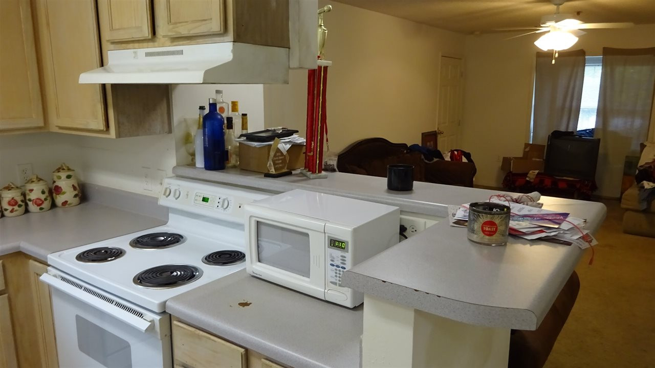 2000 University Woods Road, Unit 104 Raleigh, NC 27603 - Photo 7 of 12 Kitchen