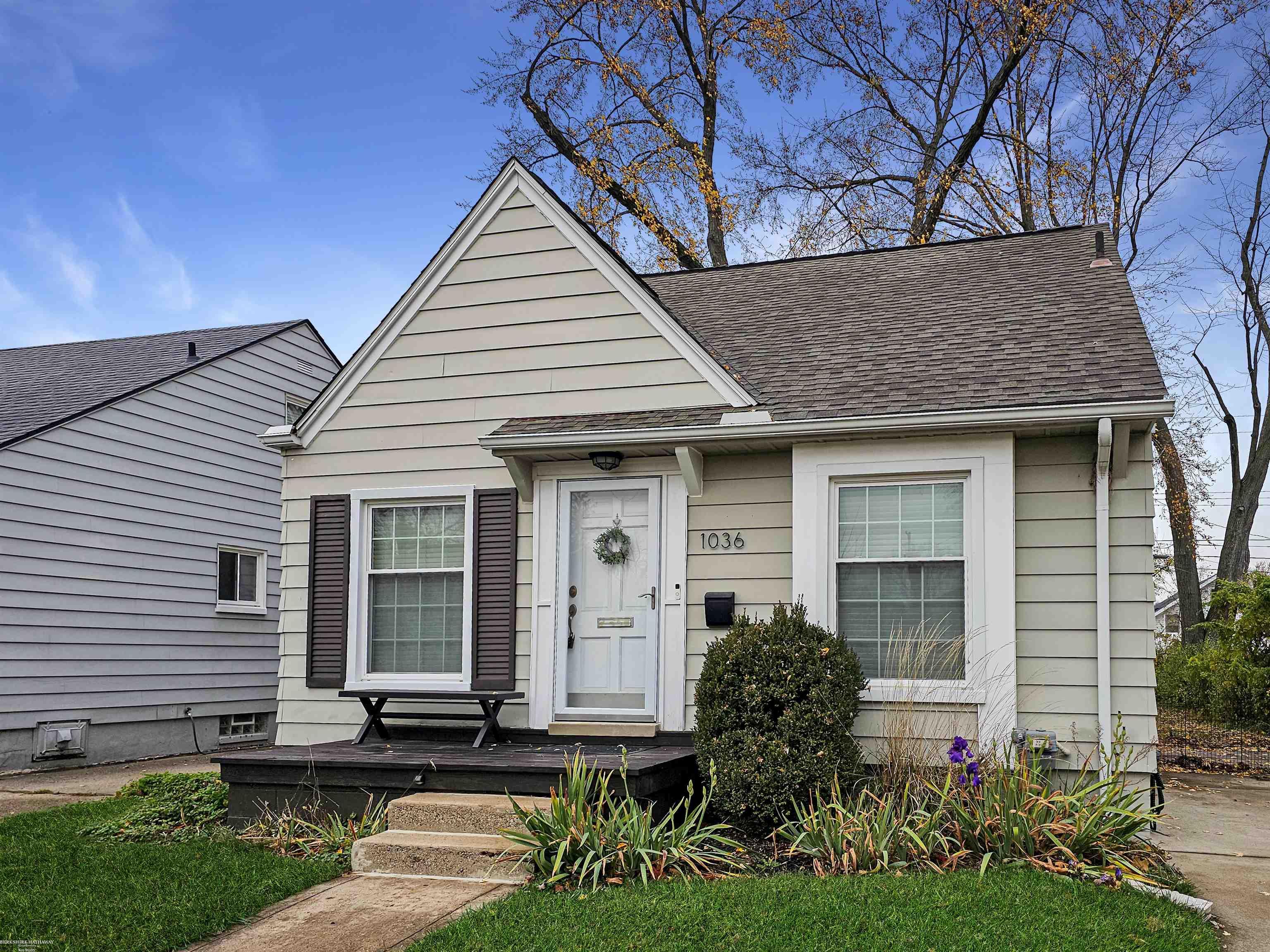 1036 Columbia Road Berkley, MI 48072 - Photo 1 of 14