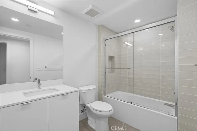 $4,995 | 12078 Guerin Street, Unit 107, Studio City, CA 91604