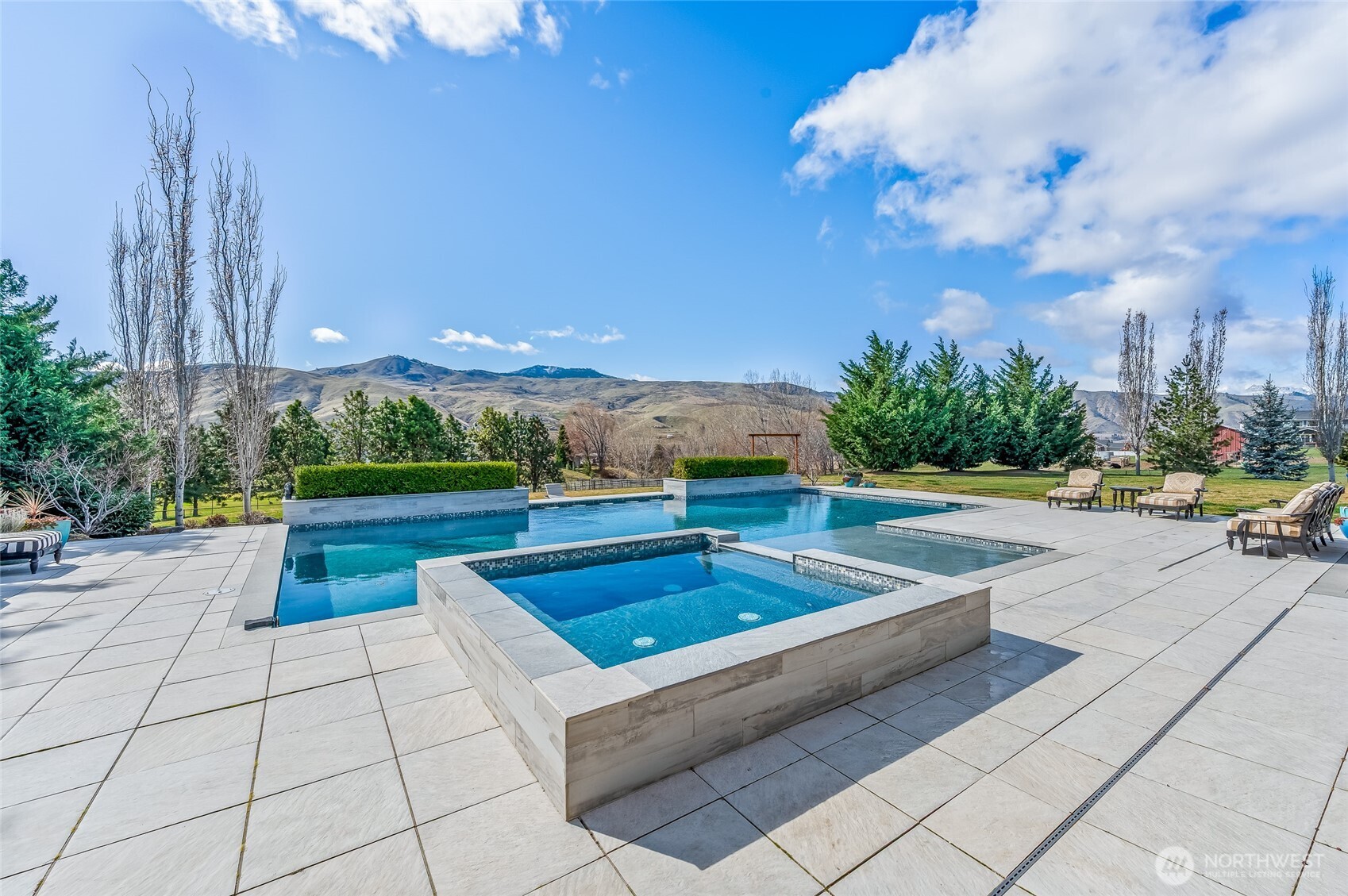 1695 Easy Street Wenatchee, WA 98801 - Photo 17 of 40