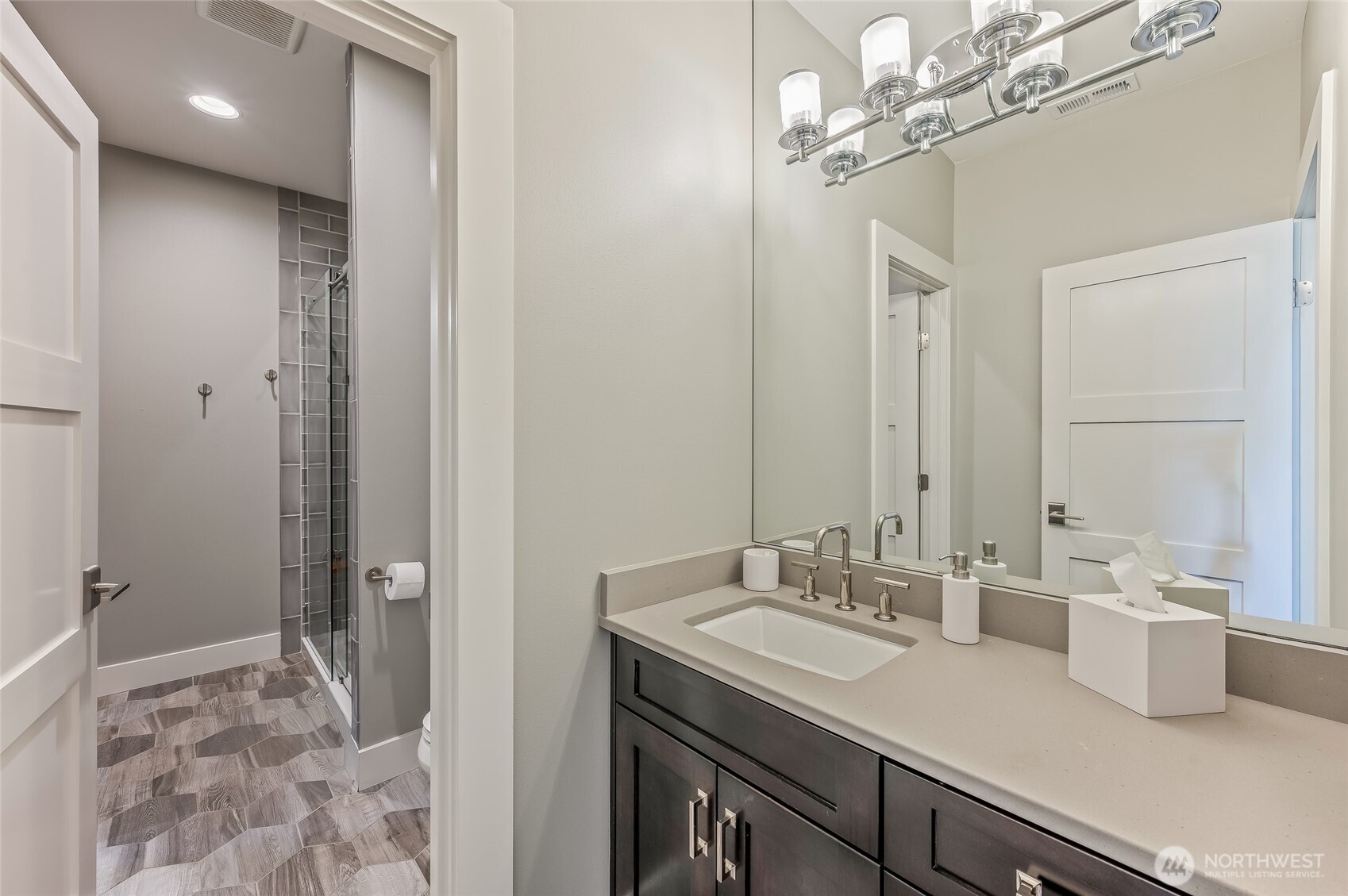 1695 Easy Street Wenatchee, WA 98801 - Photo 29 of 40