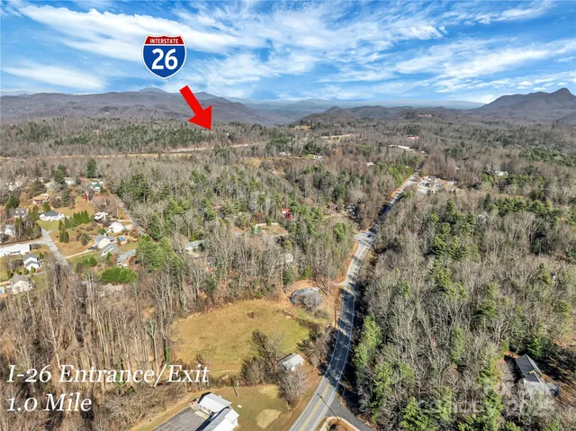 $227,500 | 283 Ozone Drive, Saluda, NC 28773