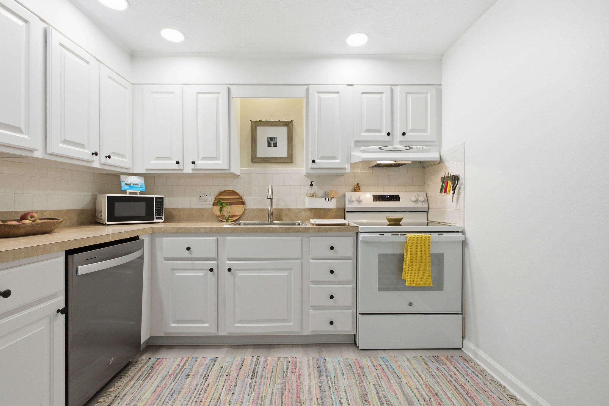 159 Center Street, Unit 4 Dennis Port, MA 02639 - Photo 11 of 24 Kitchen