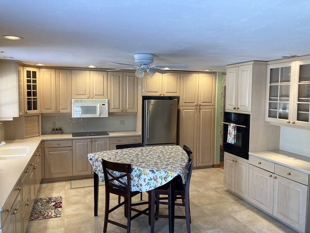 22 Bean Road Sterling, MA 01564 - Photo 12 of 29 Gallery Image 12