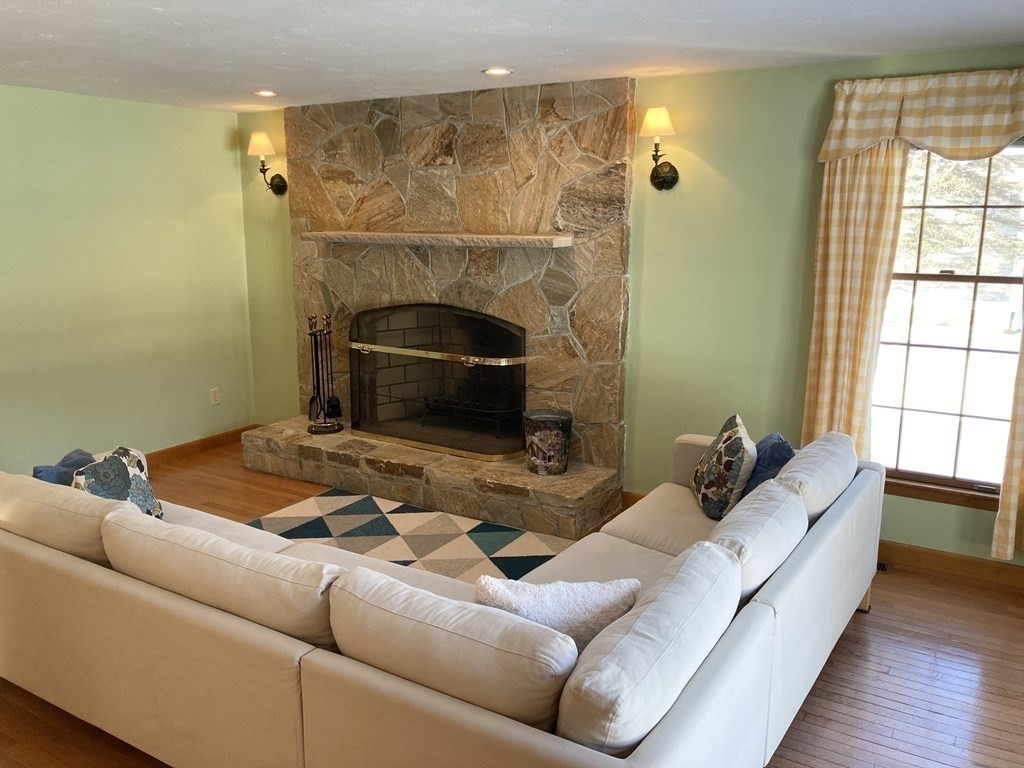 22 Bean Road Sterling, MA 01564 - Photo 8 of 29 Gallery Image 8
