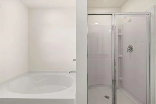 $343,700 | 322 Friendship Oak Way, Hampton, GA 30228