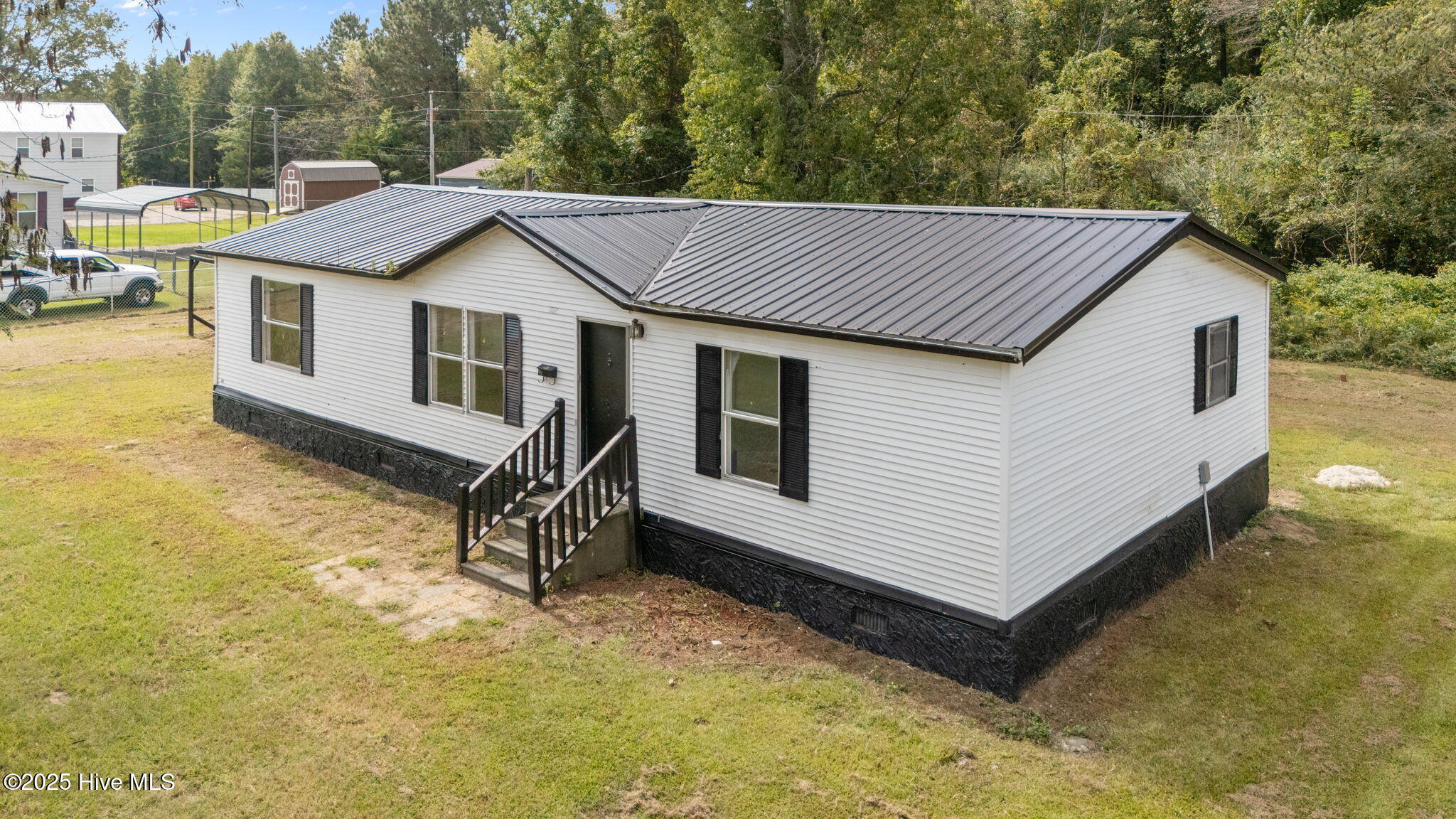 117 Boone Street Murfreesboro, NC 27855 - Photo 1 of 34 54-web-or-mls-DJI_20250926114923_0003_D