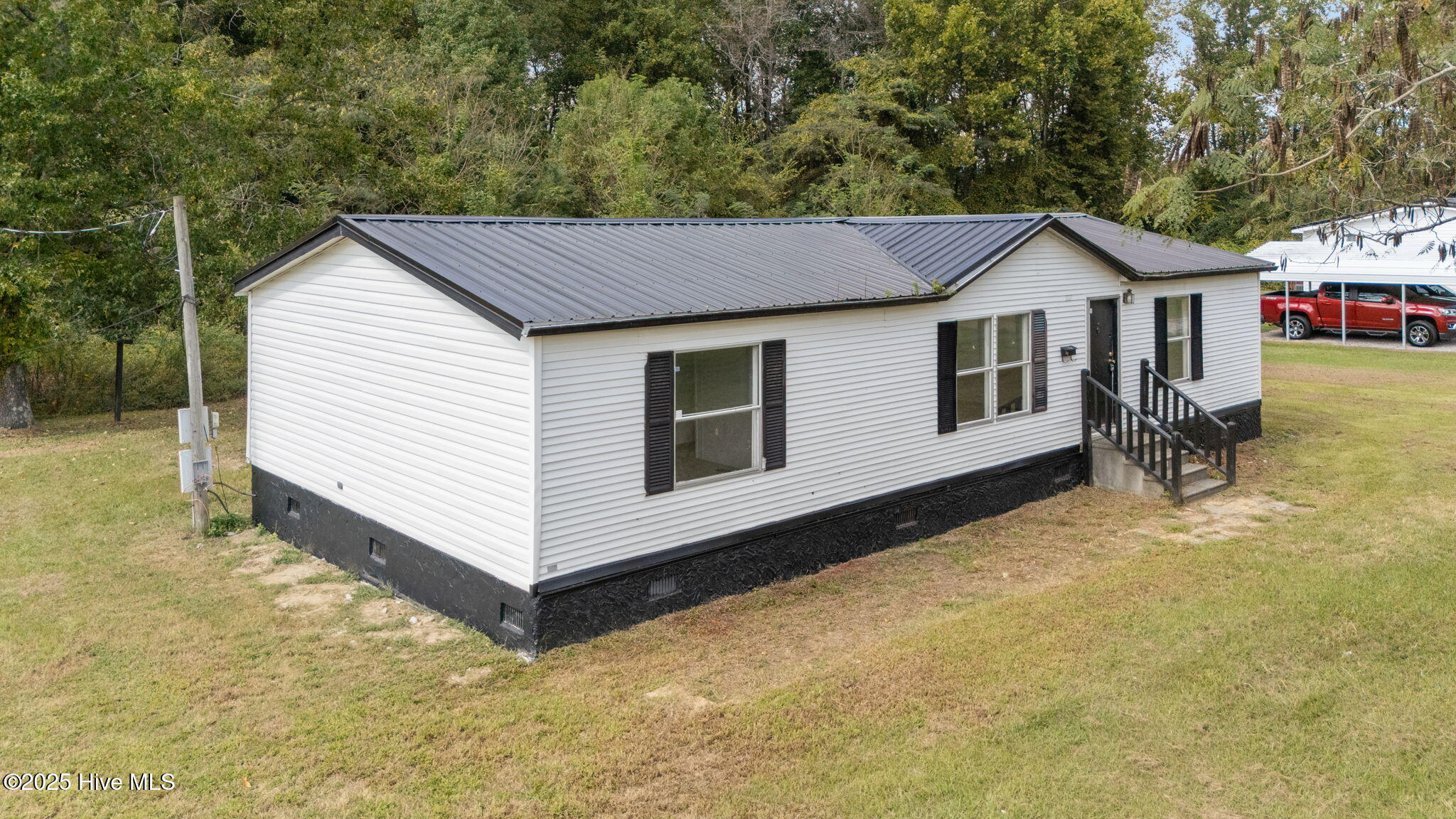 117 Boone Street Murfreesboro, NC 27855 - Photo 26 of 34 53-web-or-mls-DJI_20250926114842_0001_D