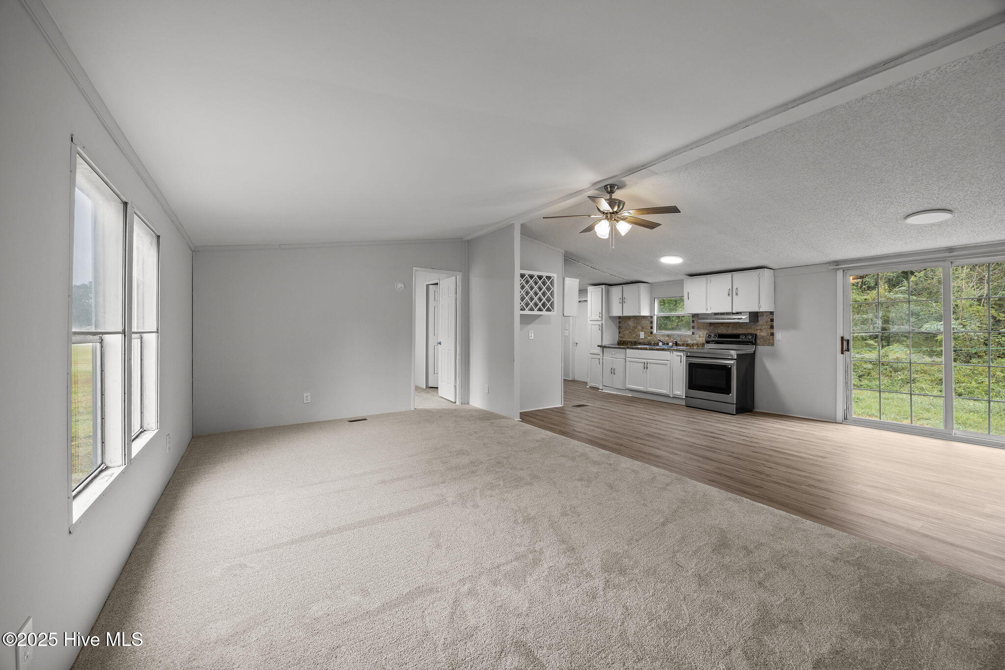 117 Boone Street Murfreesboro, NC 27855 - Photo 5 of 34 22-web-or-mls-IMG_4516