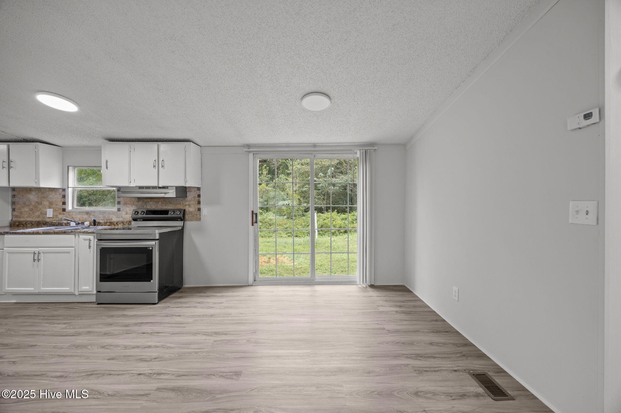 117 Boone Street Murfreesboro, NC 27855 - Photo 6 of 34 26-web-or-mls-IMG_4528