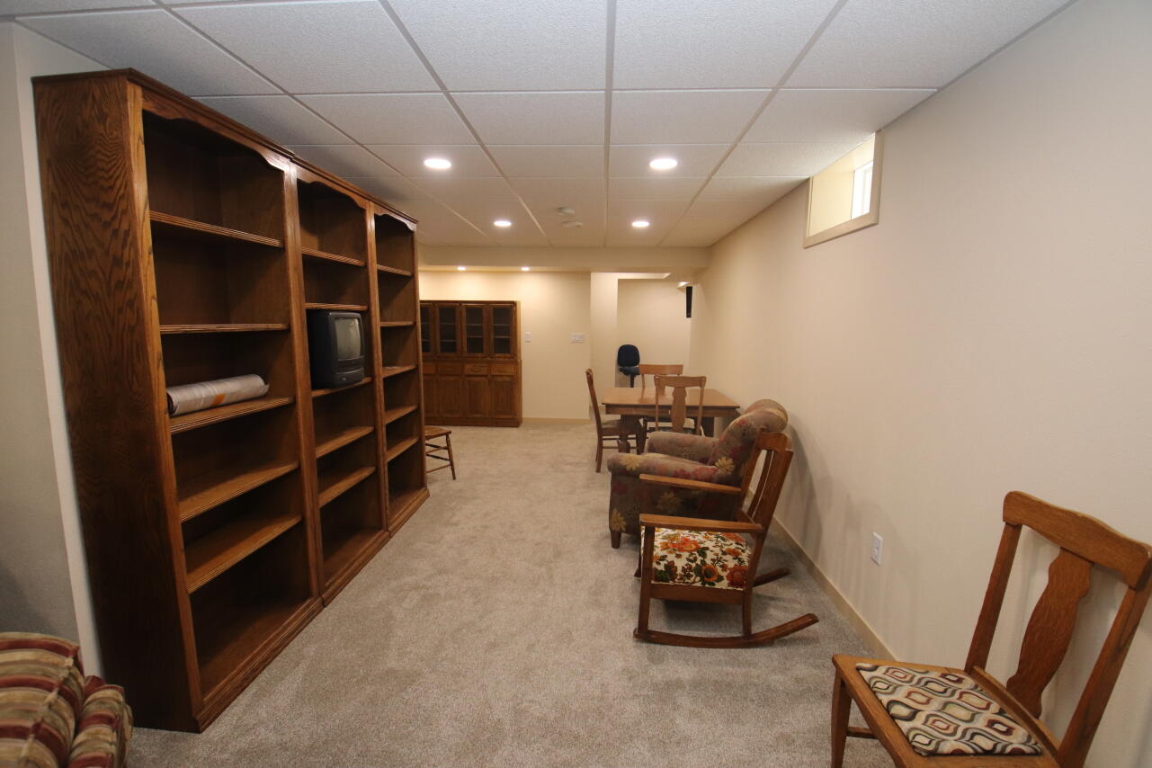 843 Crystal Road Kiel, WI 53042 - Photo 17 of 44 LL--Family Room--Area 4