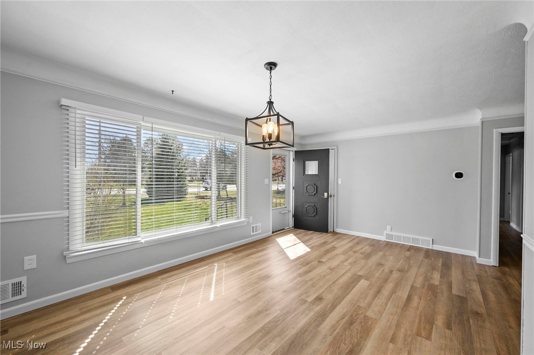 6335 Highland Road Cleveland, OH 44143 - Photo 11 of 35
