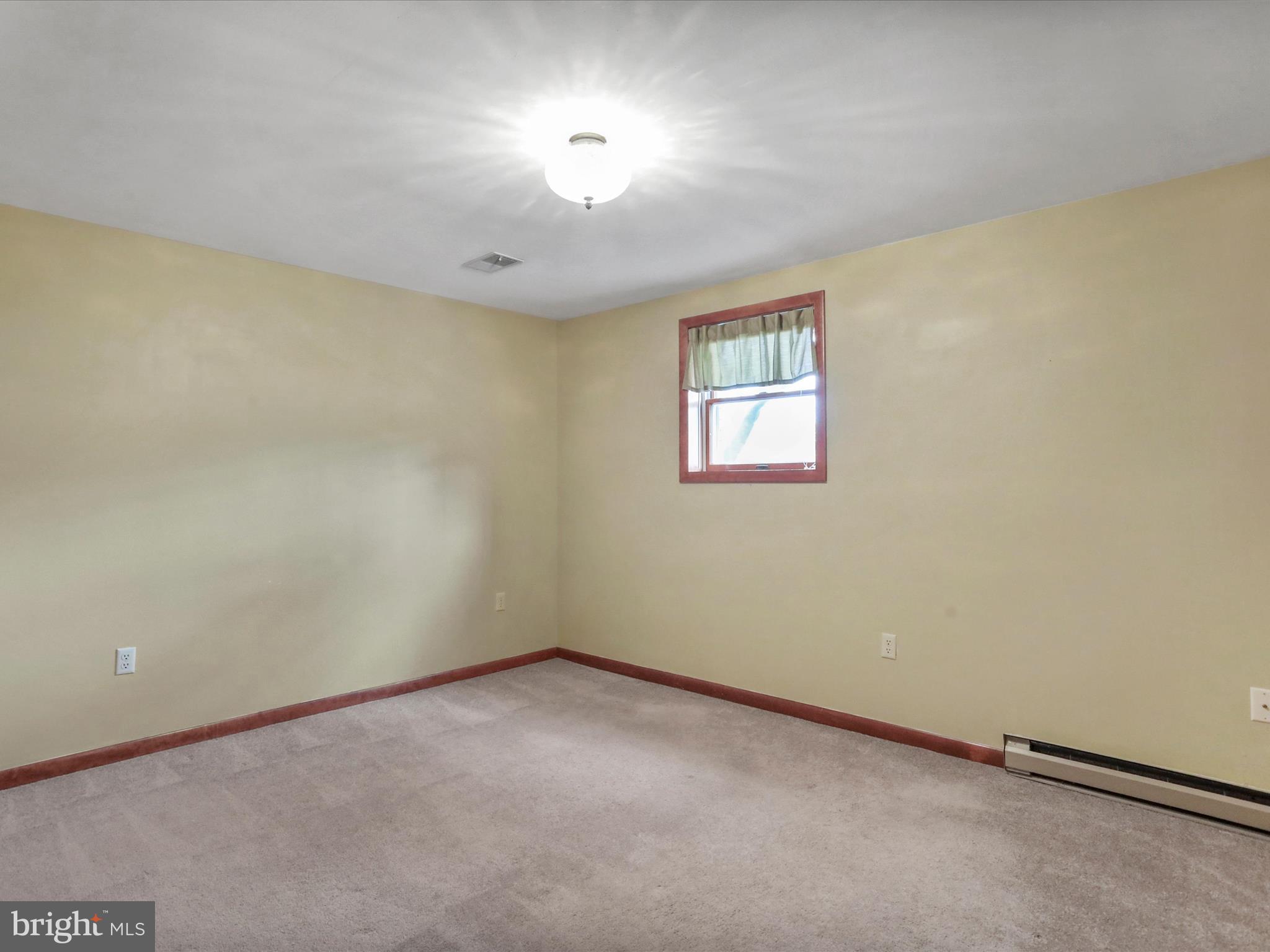 47 Diffys Drive Shippensburg, PA 17257 - Photo 33 of 48 an empty room with windows