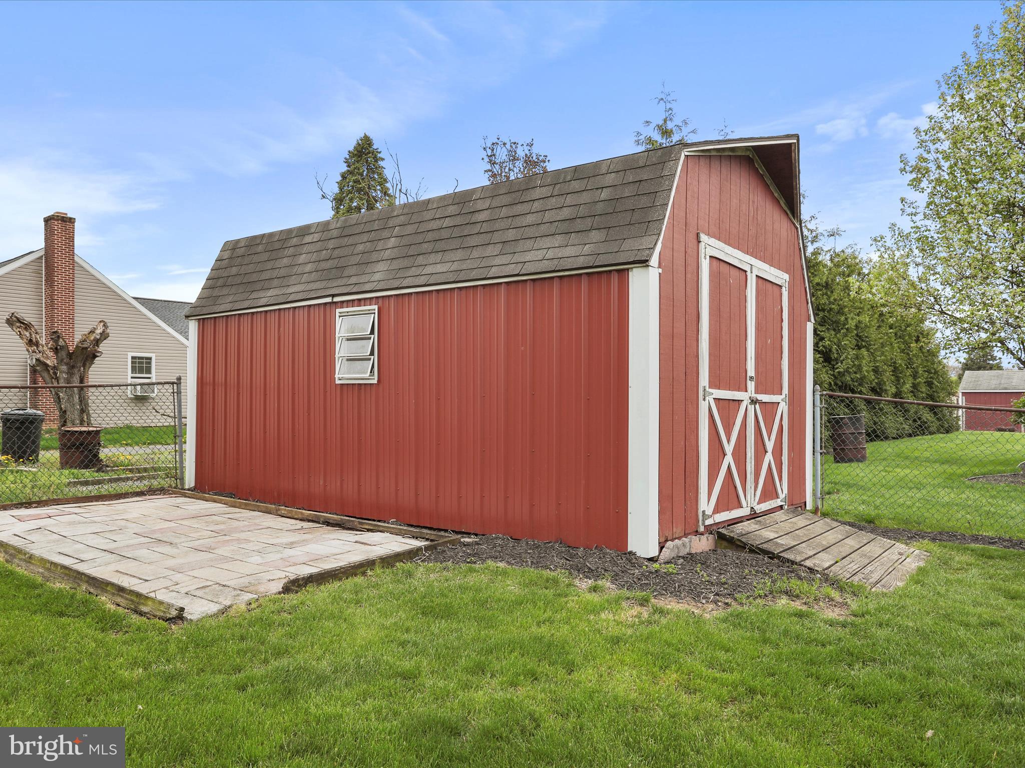 47 Diffys Drive Shippensburg, PA 17257 - Photo 38 of 48 a front view of a house with garden