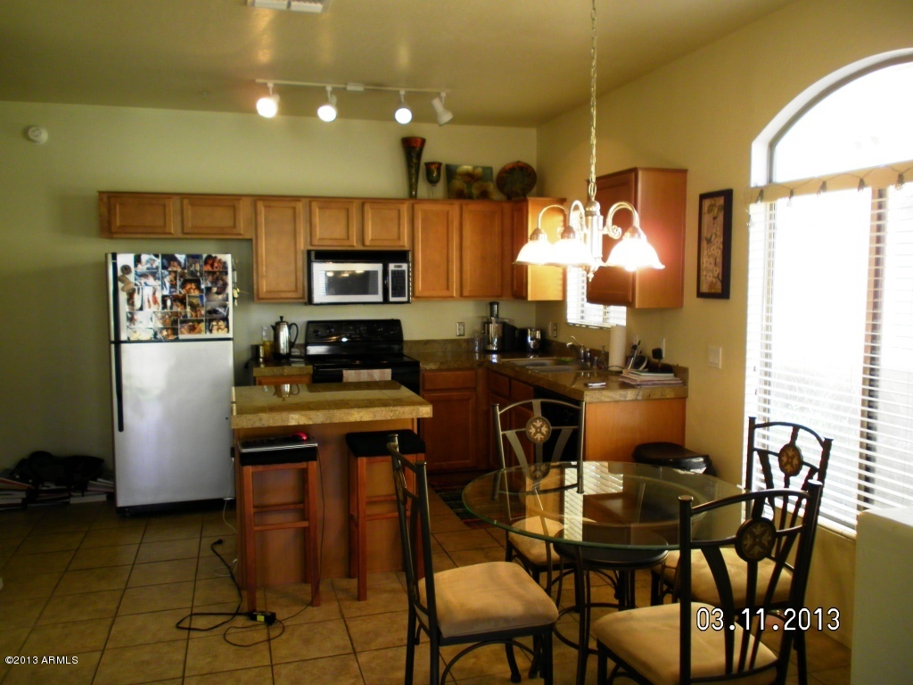2150 East Bell Road, Unit 1052 Phoenix, AZ 85022 - Photo 4 of 12 SANY0300