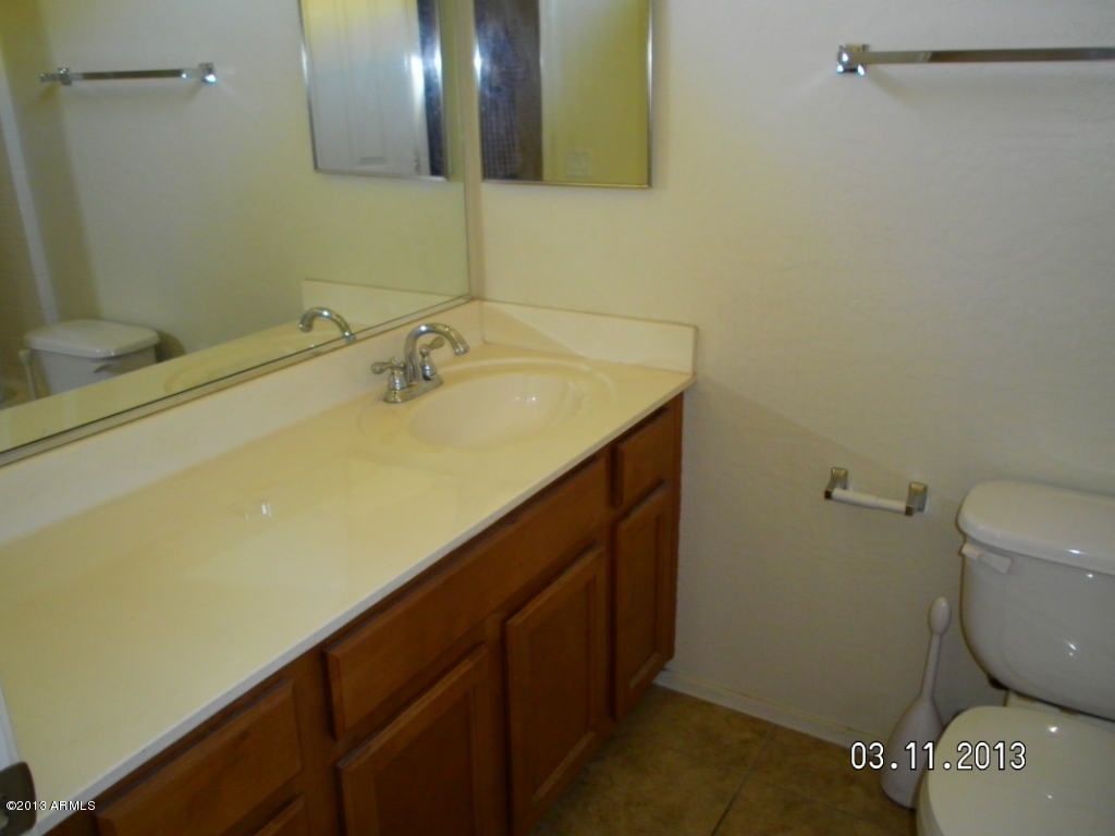 2150 East Bell Road, Unit 1052 Phoenix, AZ 85022 - Photo 8 of 12 SANY0306
