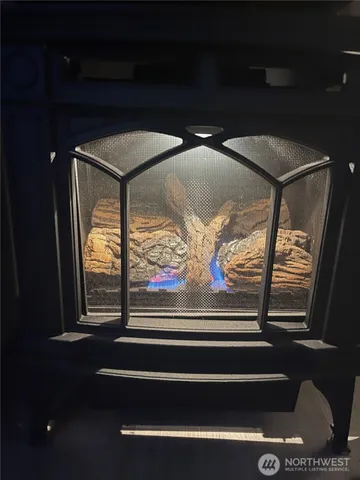 $1,500 | 609 Shattuck Avenue South, Unit 8, Renton, WA 98057